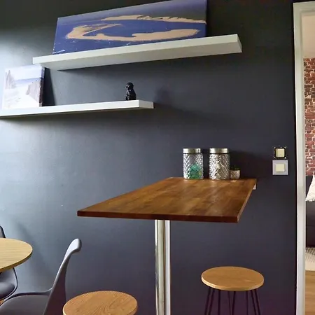 T2 Cozy, Quiet, Parking & Near Bordeaux And Airport Apartment *